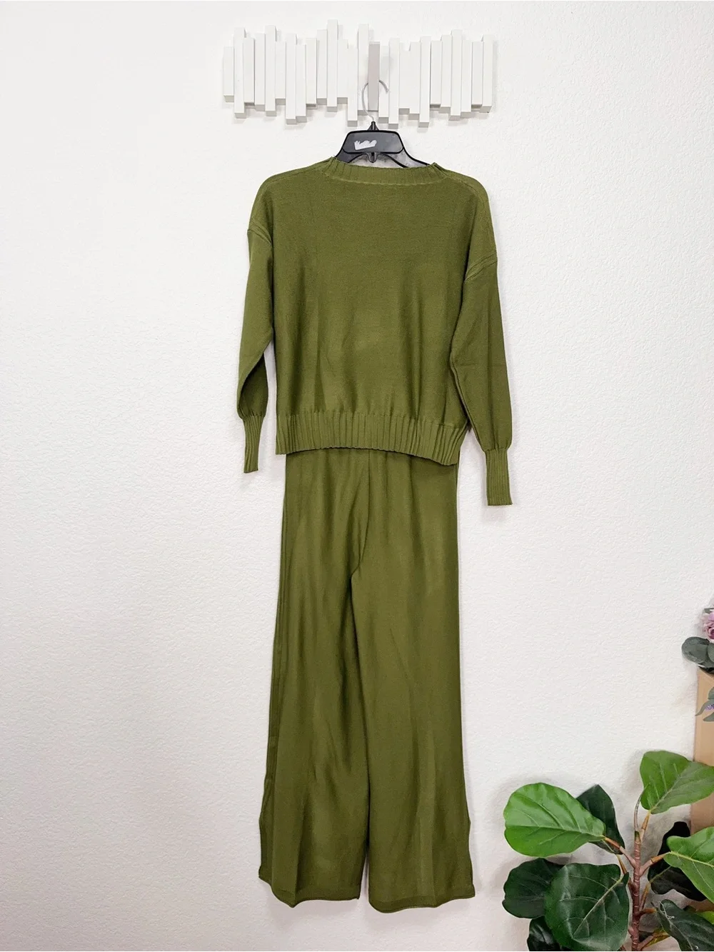 FME Olive Green Knit Sweater Wide Leg Pants Two Piece Matching Set NWOT